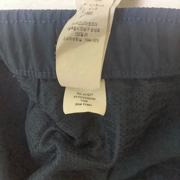 Patagonia Women's Barely Baggies Shorts 2½" Sz Large Tidepool Blue / Navy - Picture 7 of 8